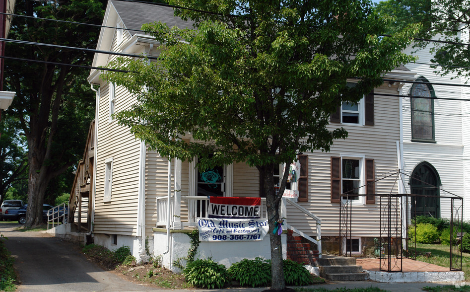 300 Main St, Hackettstown, NJ à vendre - Photo du bâtiment - Image 1 de 1