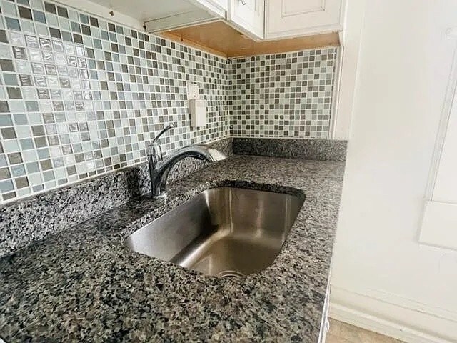 1112 N Eden St, Baltimore, MD à vendre - Photo du bâtiment - Image 2 de 16
