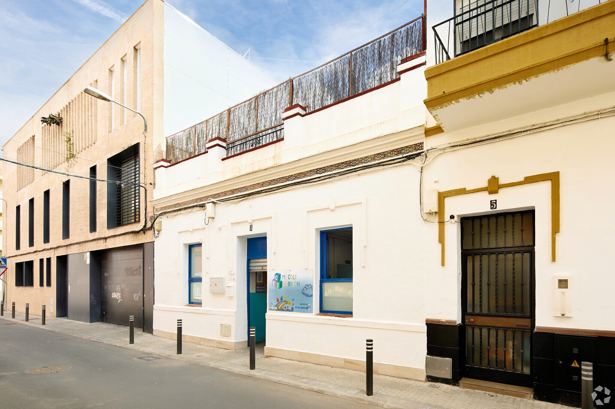 Calle Maestre Hamete, 3, SEVILLA, Sevilla for lease Primary Photo- Image 1 of 21