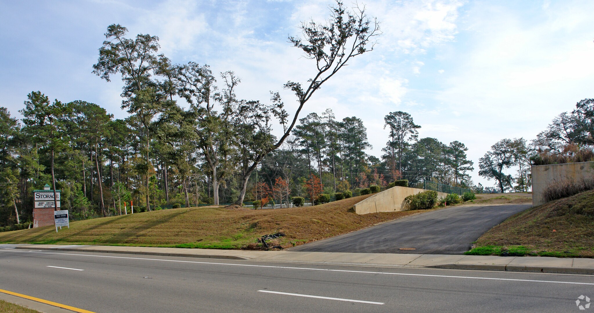 6875 Thomasville Rd, Tallahassee, FL for lease Primary Photo- Image 1 of 9