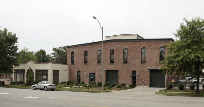 Plus de détails pour 2727-2731 S Jefferson Ave, Saint Louis, MO - Bureau à louer