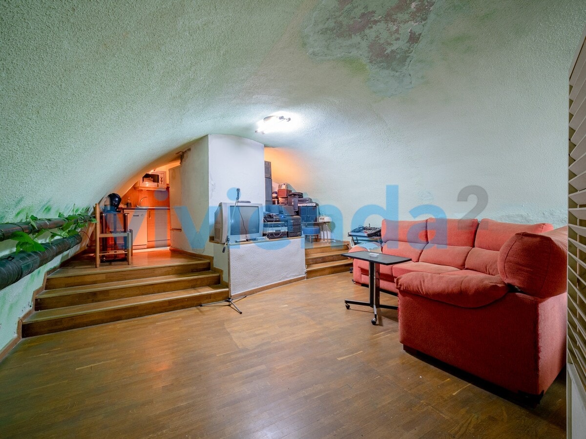 Madrid, MAD 28013 - Unit undefined - - Interior Photo - Image 2 of 8
