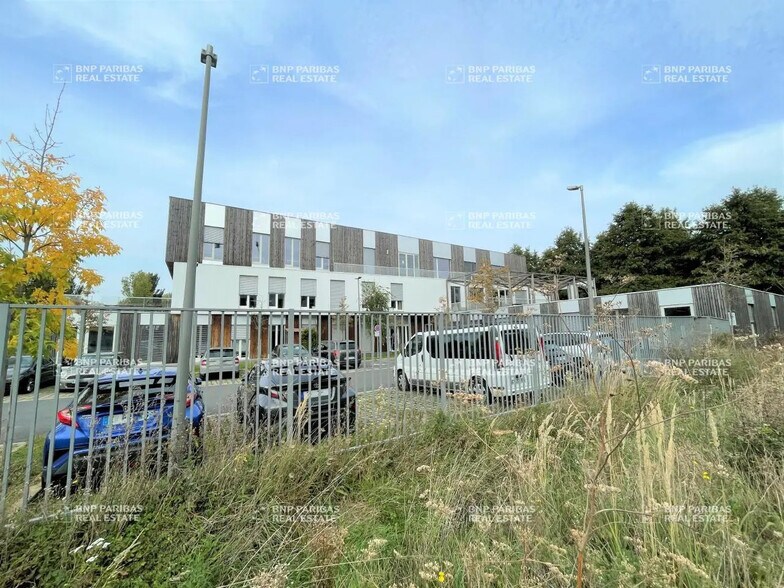 Office in VILLENEUVE-D'ASCQ for lease - Building Photo - Image 3 of 22