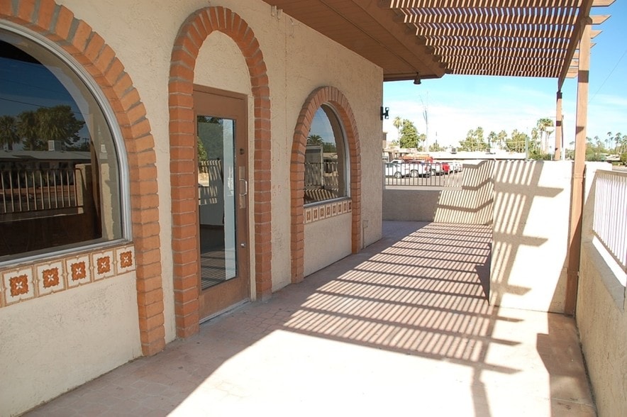 6739 East Avalon Drive, Scottsdale, AZ à louer - Photo du bâtiment - Image 3 de 7