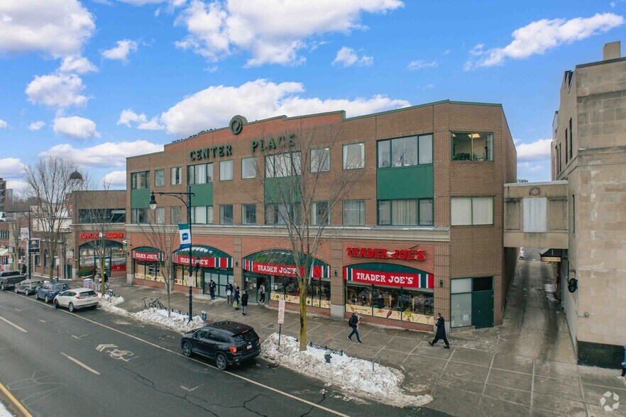 1309 Beacon St, Brookline, MA à louer - Photo du bâtiment - Image 2 de 5