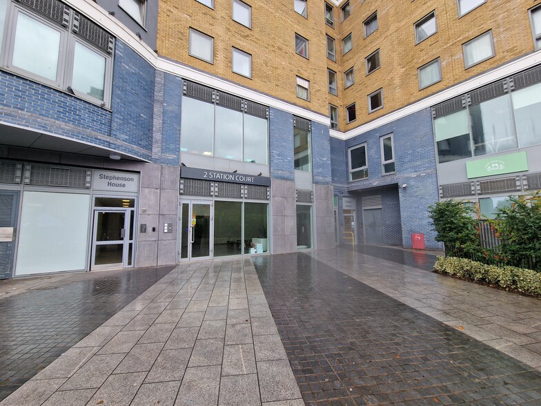 2 Station Ct, Londres à vendre - Photo du bâtiment - Image 2 de 5
