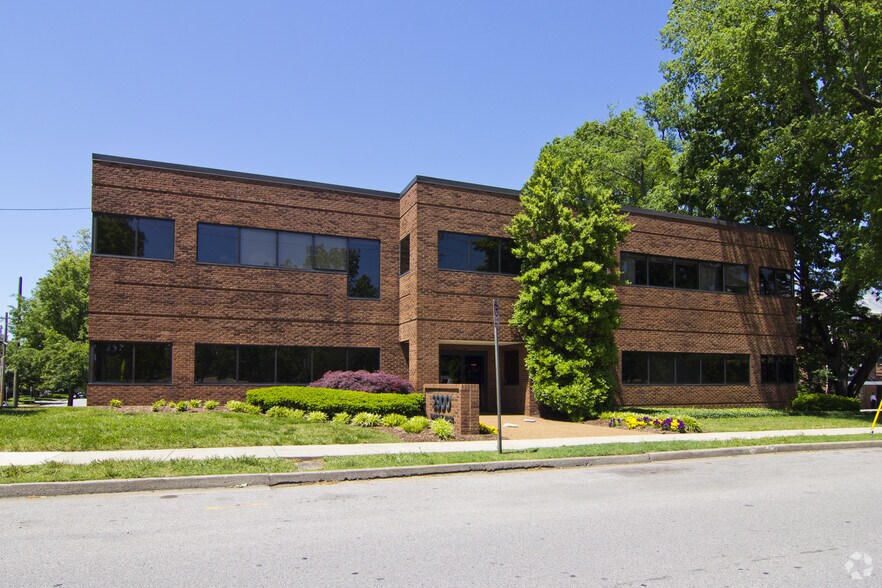 2900 Vanderbilt Pl, Nashville, TN à louer - Photo du bâtiment - Image 1 de 9