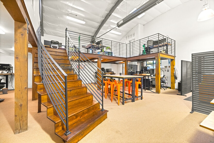 826 De La Vina St, Santa Barbara, CA for lease - Interior Photo - Image 2 of 15