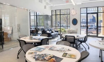 215 E Chatham St, Cary, NC for lease Interior Photo- Image 2 of 5