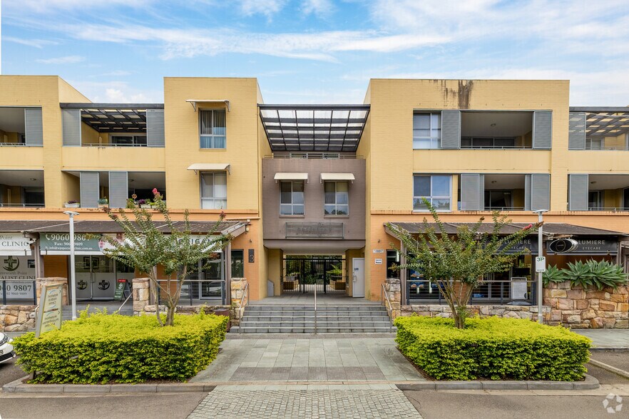 3 The Piazza, Wentworth Point for sale - Primary Photo - Image 1 of 6
