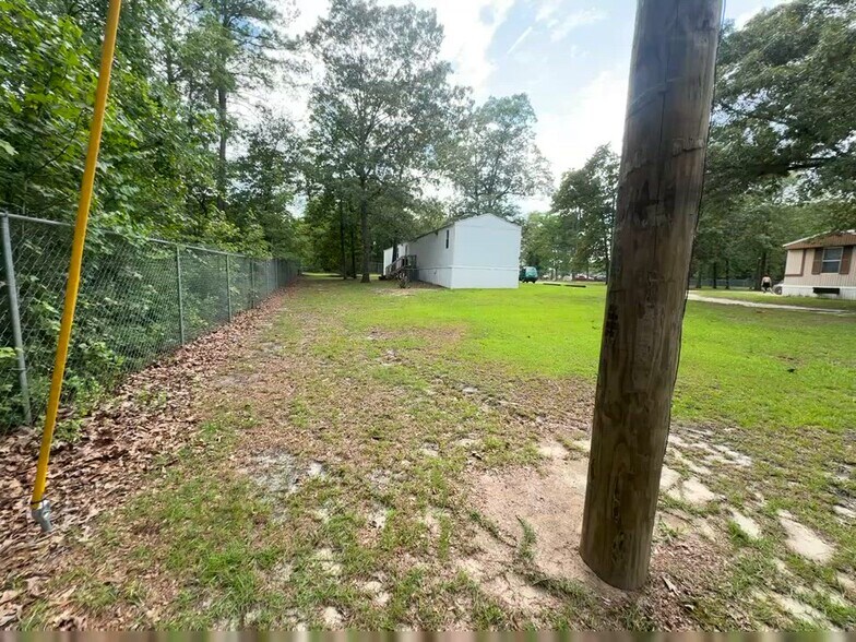399 Ireland Dr, Lumber Bridge, NC à vendre - Vidéo sur l’inscription commerciale - Image 3 de 25