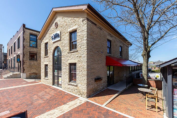 5 N River St, Batavia, IL à vendre - Photo du bâtiment - Image 2 de 14