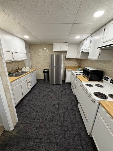 720 N Westlink Ave, Wichita, KS à louer - Photo intérieure - Image 2 de 9