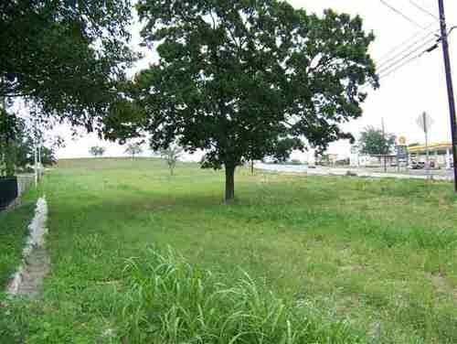 1102-1104 E Polk St, Burnet, TX for sale - Primary Photo - Image 1 of 3