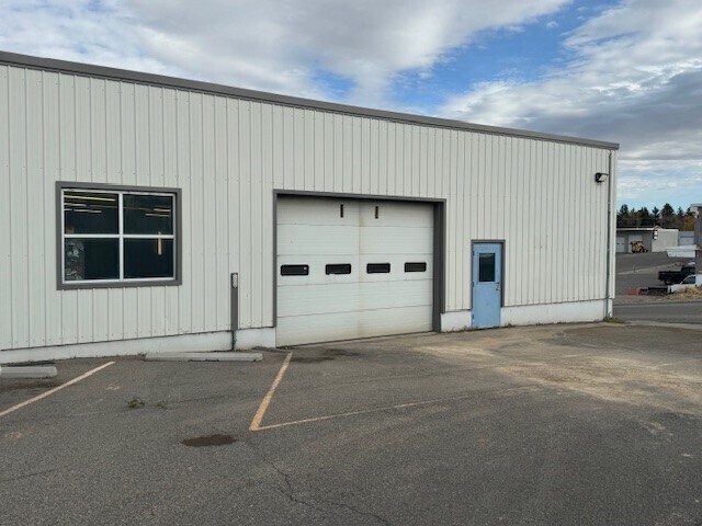 700 Northgate Mile, Idaho Falls, ID à louer - Photo du bâtiment - Image 3 de 9