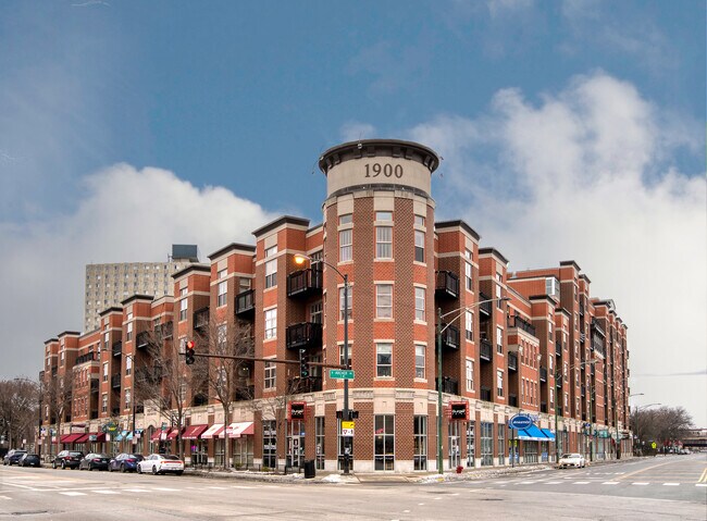 More details for 1900 S State St, Chicago, IL - Office/Retail for Lease