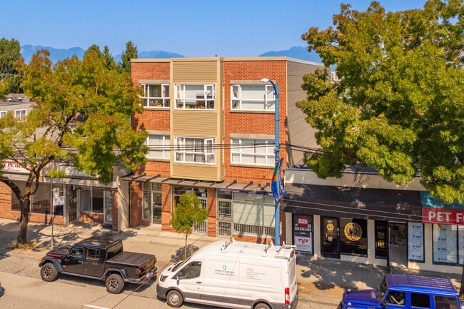 More details for 3155-3159 Kingsway, Vancouver, BC - Retail for Sale