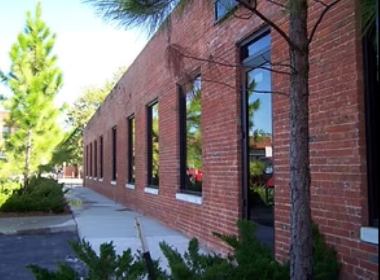 414 NW 4th St, Oklahoma City, OK à louer - Photo du bâtiment - Image 3 de 9