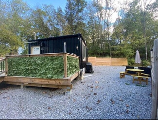 Plus de détails pour 6313 Old Jacks Creek Rd, Lexington, KY - Spécialité à vendre