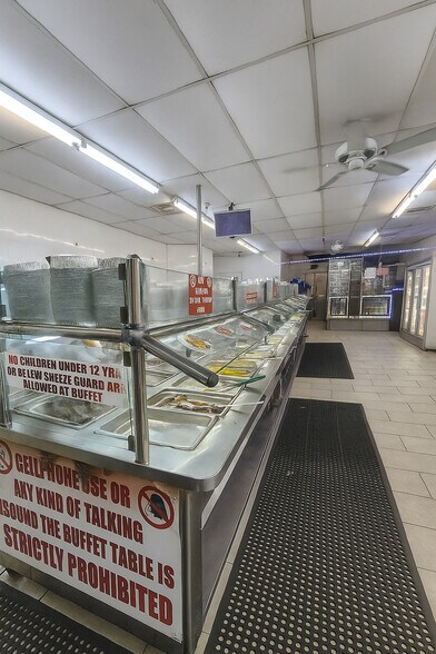 1412 Rockaway Pky, Brooklyn, NY à louer - Photo du bâtiment - Image 3 de 5