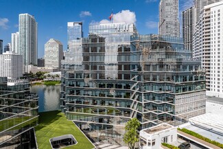 Plus de détails pour 601 Brickell Key Dr, Miami, FL - Commerce de détail à louer
