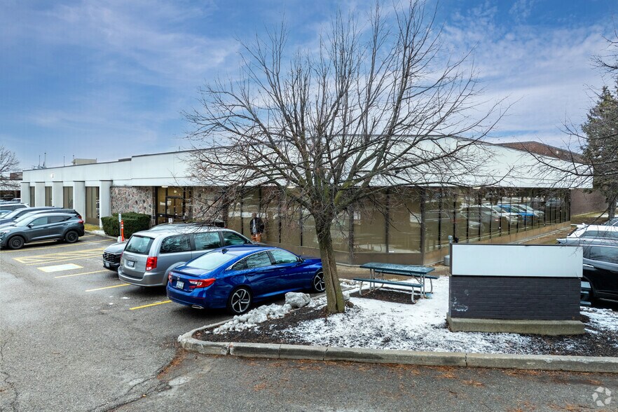 231 Bentley St, Markham, ON à vendre - Photo principale - Image 1 de 1