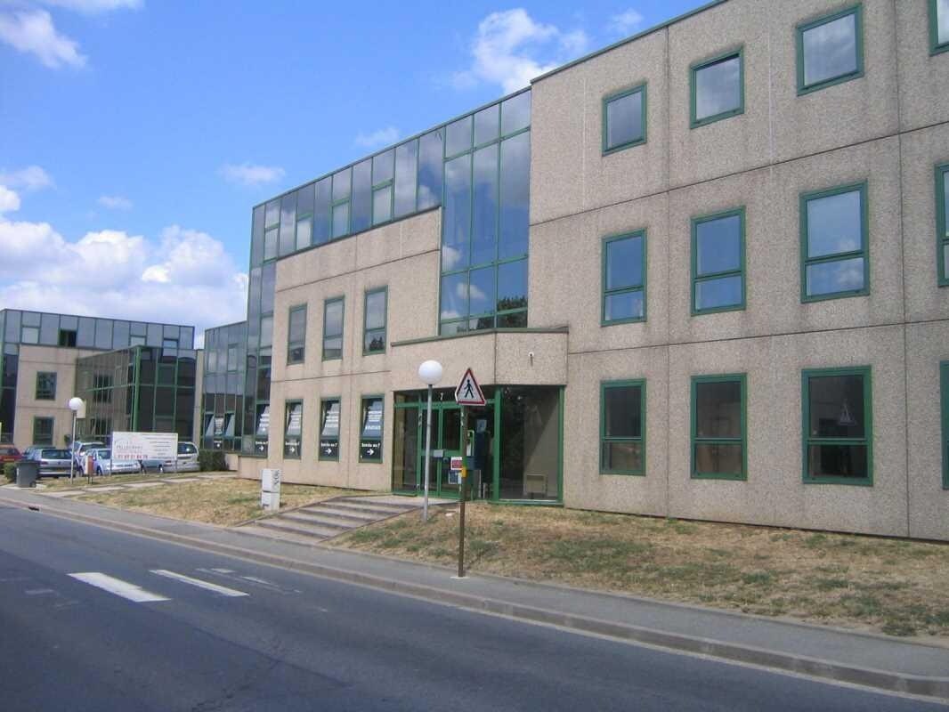 Bureau dans Viry-Châtillon à louer Photo du bâtiment- Image 1 de 2