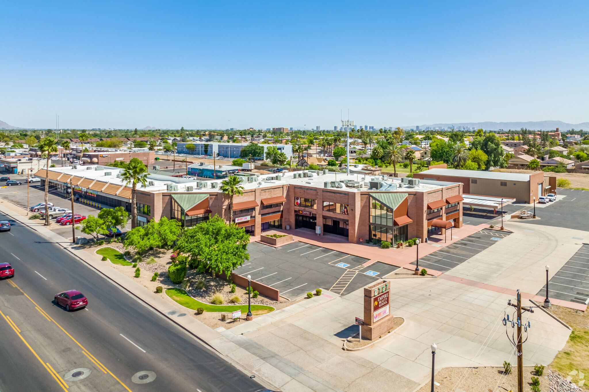 2727 W Glendale Ave, Phoenix, AZ for sale Building Photo- Image 1 of 1