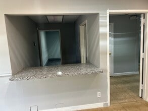 4121 NW 5th St, Plantation, FL for lease Interior Photo- Image 2 of 10