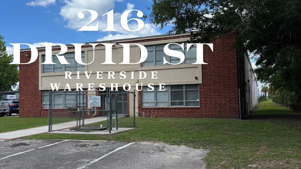 216 Druid St, Jacksonville, FL à vendre - Vidéo sur l’inscription commerciale - Image 2 de 22