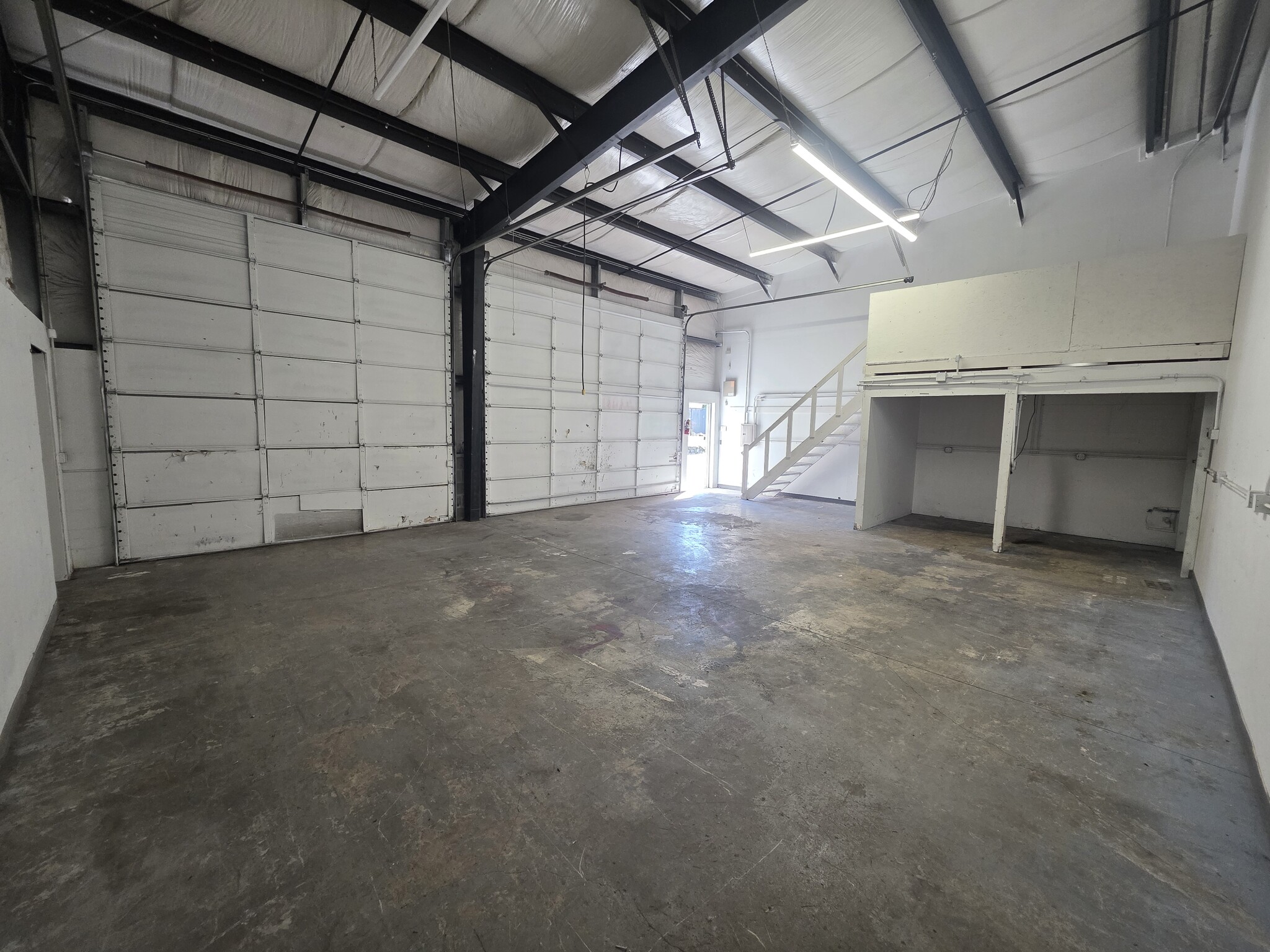 13909 Meridian Ave E, Puyallup, WA for lease Interior Photo- Image 1 of 8