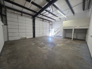 13909 Meridian Ave E, Puyallup, WA for lease Interior Photo- Image 1 of 8