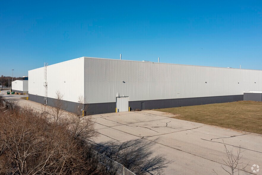 1218 S Service Rd W, Oakville, ON for sale - Building Photo - Image 2 of 5