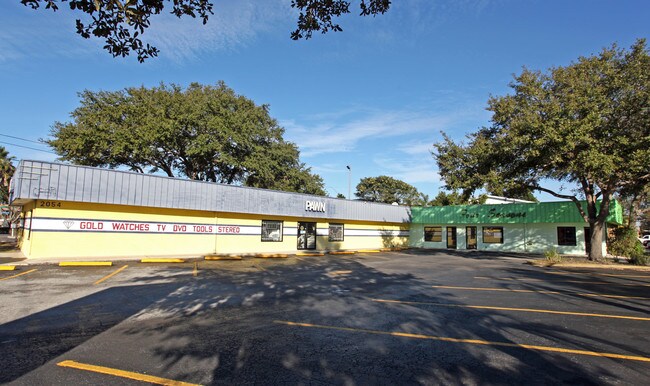 More details for 2054 Gulf to Bay Blvd, Clearwater, FL - Retail for Lease