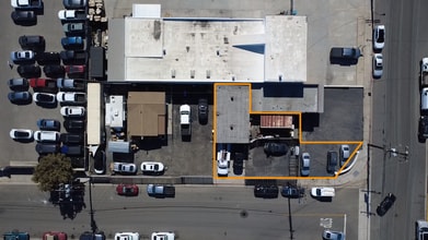 443 W Bay St, Costa Mesa, CA for lease Building Photo- Image 1 of 3
