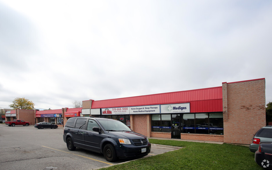 555 Wellington Rd S, London, ON for lease - Building Photo - Image 2 of 3