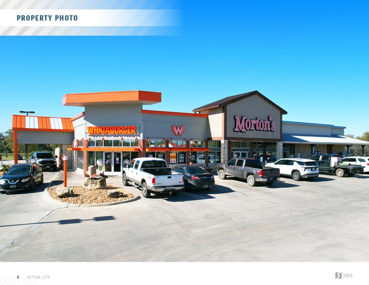 1603 N Texana St, Hallettsville, TX à vendre - Photo du bâtiment - Image 2 de 7