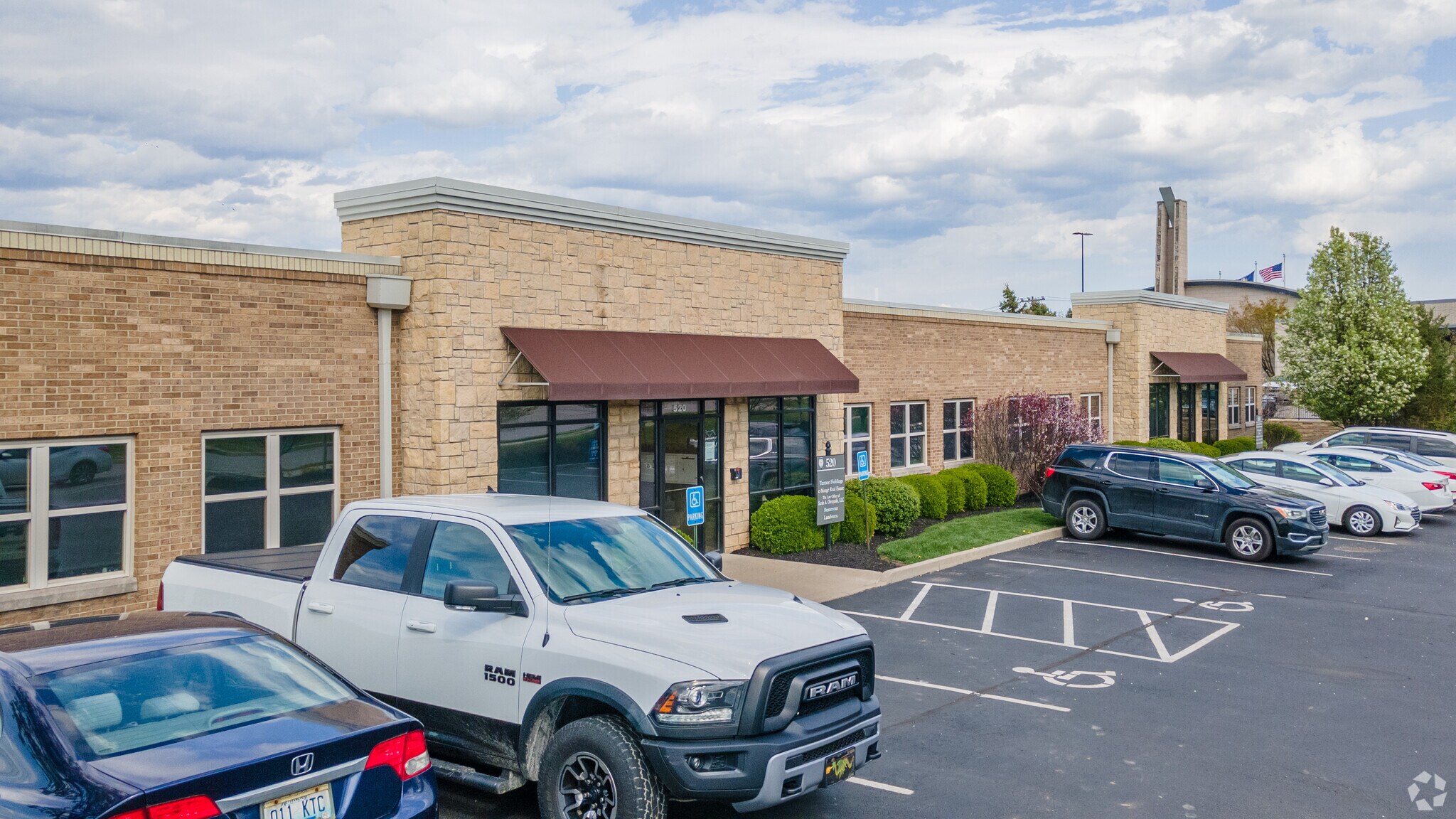 510-520 Graves Ave, Erlanger, KY à louer Photo du bâtiment- Image 1 de 9