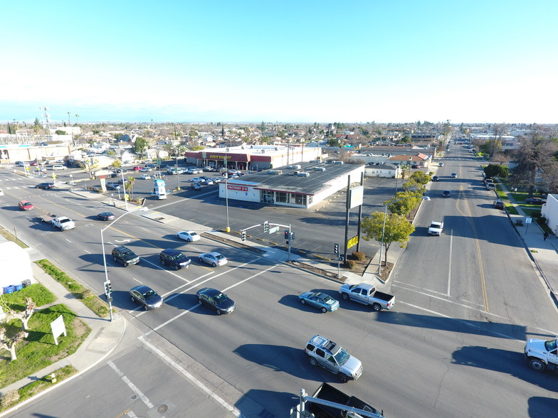 1010 Cecil Ave, Delano, CA for sale - Building Photo - Image 1 of 1