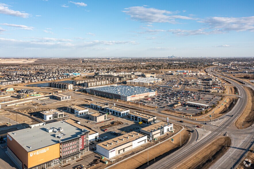 1115 St Albert Trl, St. Albert, AB à vendre - Aérien - Image 2 de 6