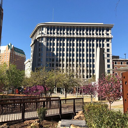 303 N Oregon St, El Paso, TX à louer - Photo du bâtiment - Image 2 de 5