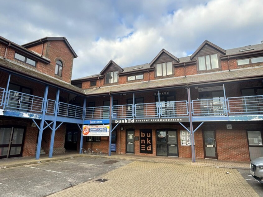 Northumberland Rd, Southsea for lease Primary Photo- Image 1 of 2