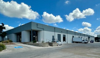 Plus de détails pour 752-762 Isom Rd, San Antonio, TX - Industriel à louer