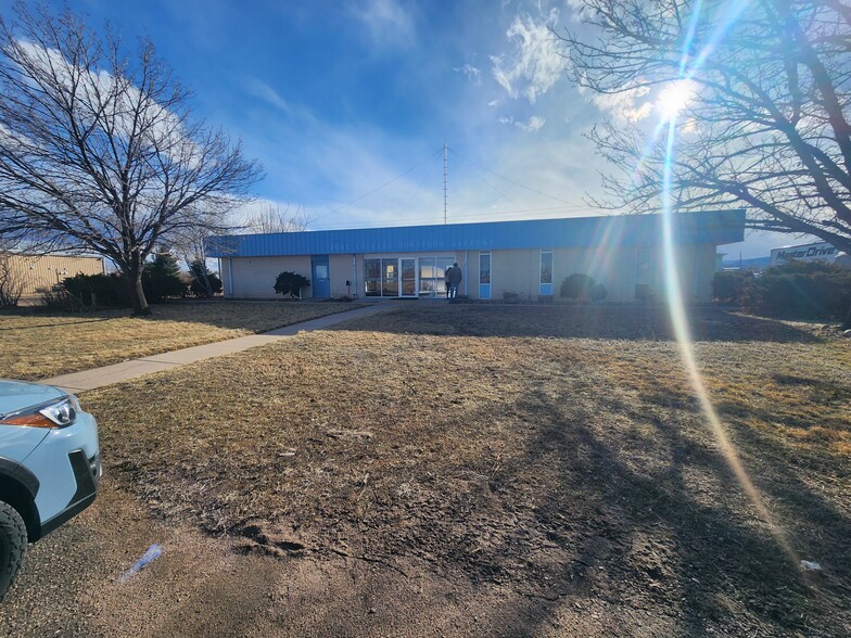 2200 Airway Ave, Fort Collins, CO for lease - Building Photo - Image 2 of 17