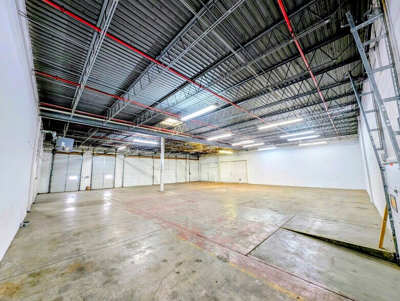 615 Montgomery St, Saint Paul, MN à louer - Photo du bâtiment - Image 3 de 15