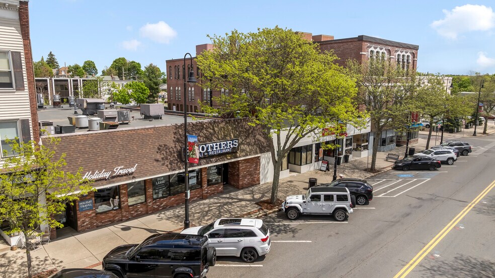 402-406 Main St, Wakefield, MA for lease - Building Photo - Image 1 of 8