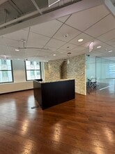 400 N Michigan Ave, Chicago, IL for lease Interior Photo- Image 2 of 7