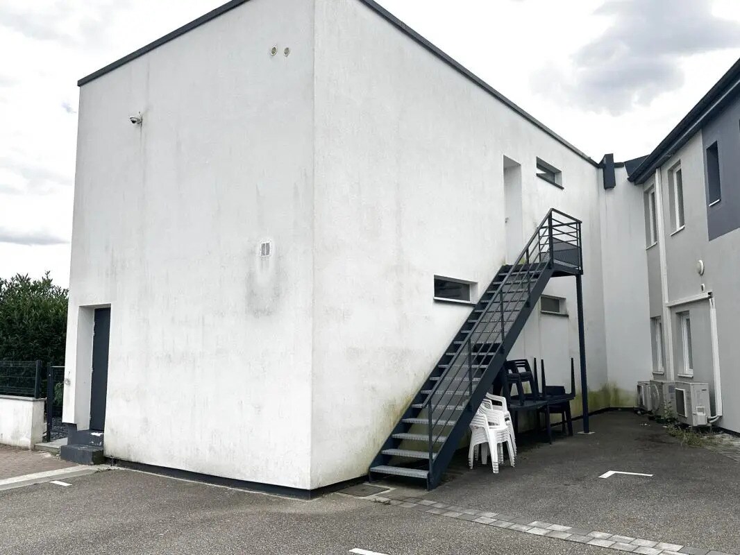 Office in Saint-Julien-lès-Metz for lease Building Photo- Image 1 of 6