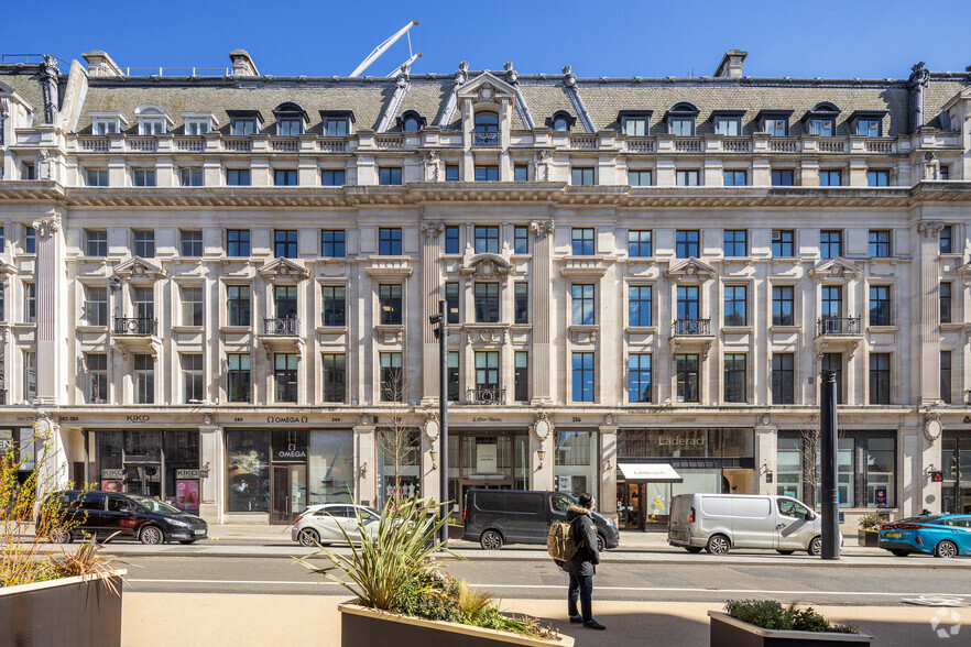 262-264 Regent St, London à louer - Photo du bâtiment - Image 1 de 2