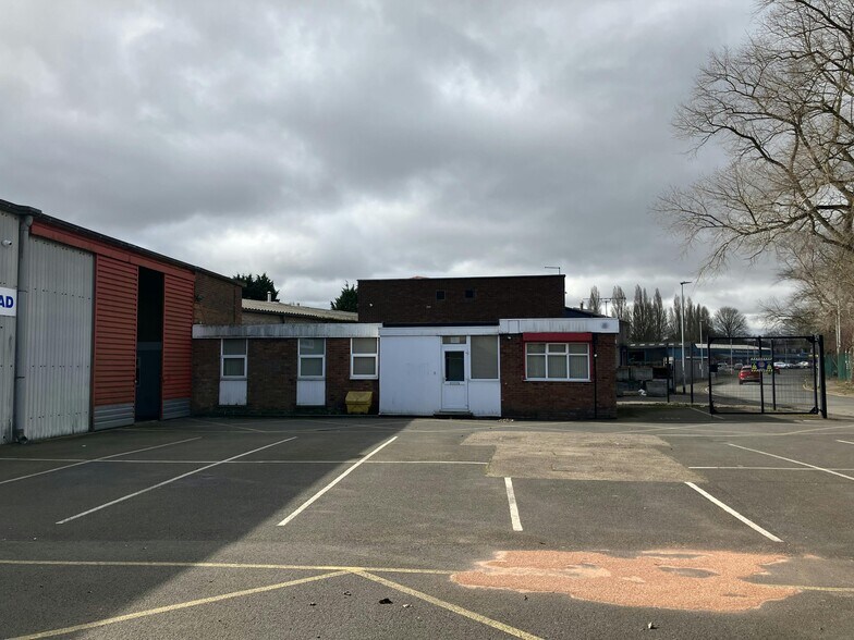 25 Northampton Rd, Scunthorpe à louer - Photo du bâtiment - Image 3 de 12